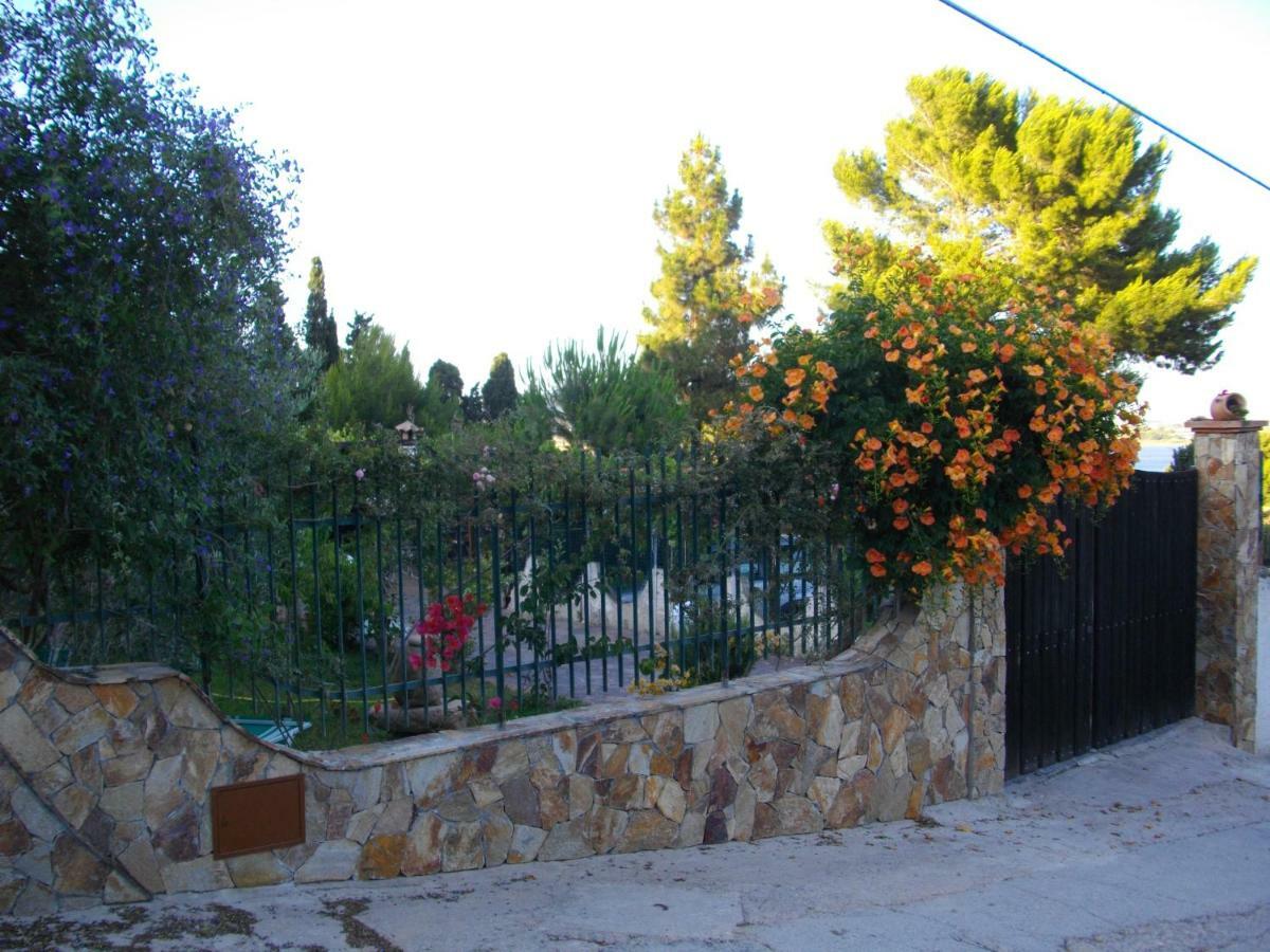 הוילה פורטו פינו 18 Via Sa Salina Portopino מראה חיצוני תמונה
